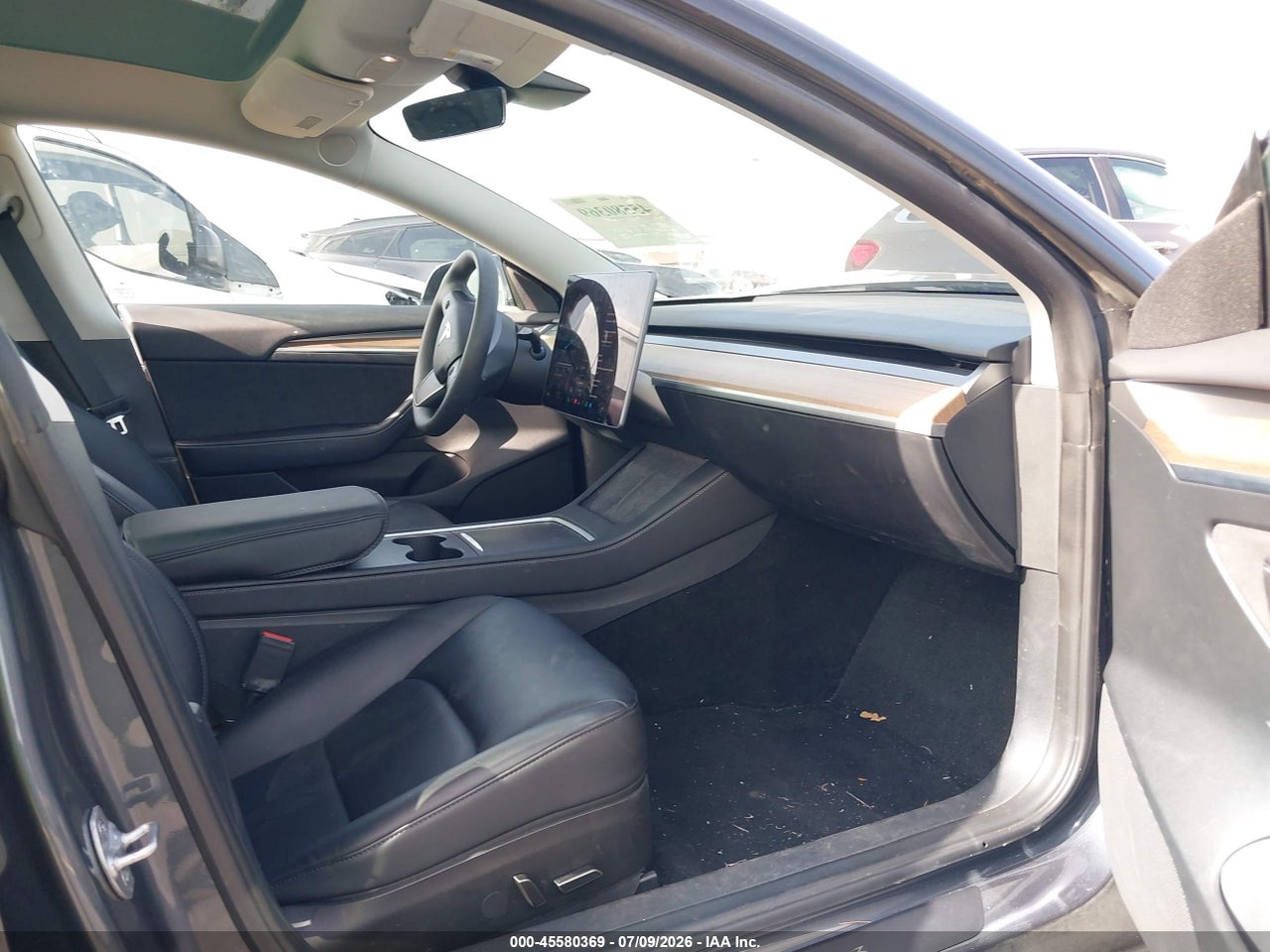 2023 TESLA MODEL 3 REAR-WHEEL DRIVE · 5/9