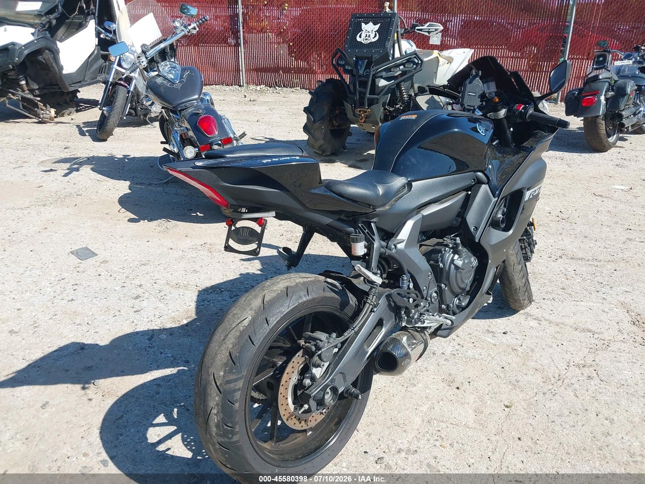 2024 YAMAHA YZFR7 · 4/11