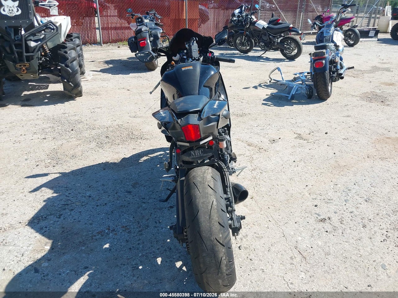 2024 YAMAHA YZFR7 · 6/11