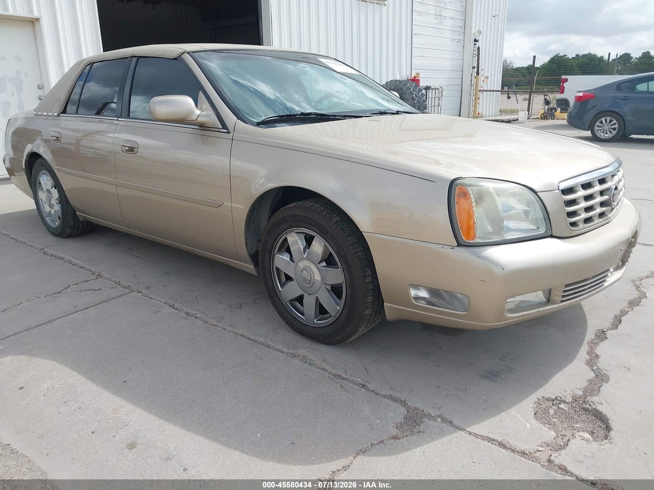 2005 CADILLAC DEVILLE DTS