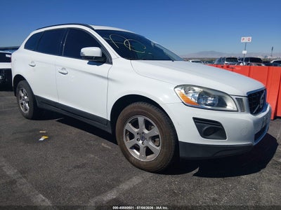 YV4982DL9A2****** · 2010 VOLVO XC60 3.2