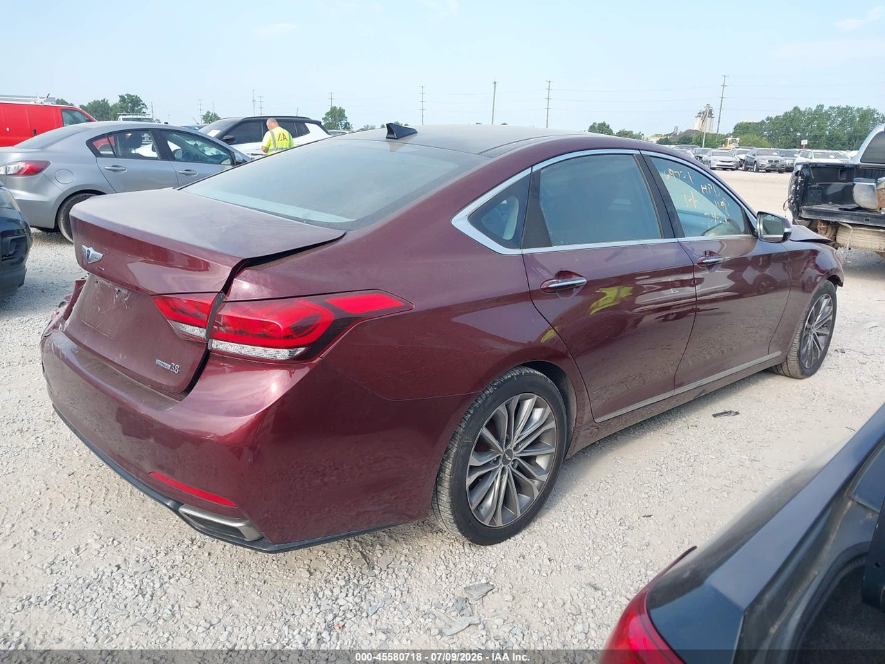 2015 HYUNDAI GENESIS 3.8 · 4/11
