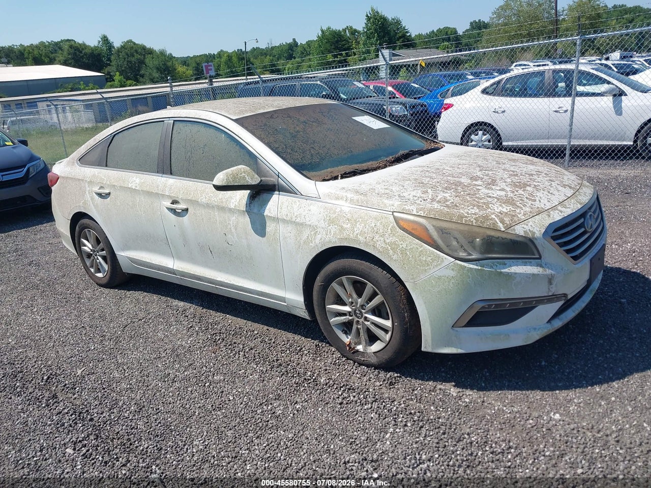5NPE24AF1FH****** · 2015 HYUNDAI SONATA SE