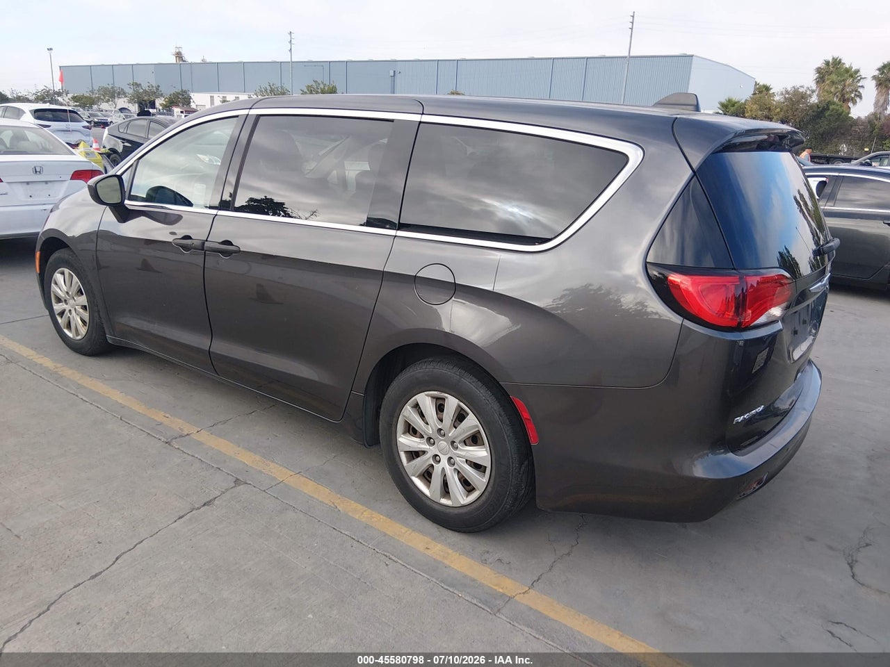 2018 CHRYSLER PACIFICA L · 3/11