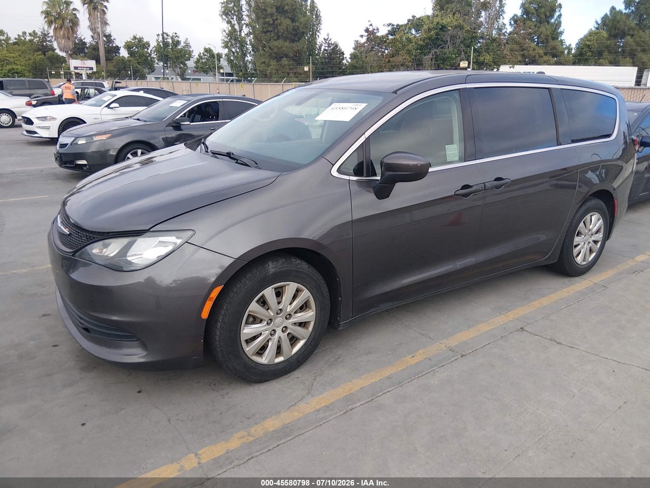 2018 CHRYSLER PACIFICA L · 2/11