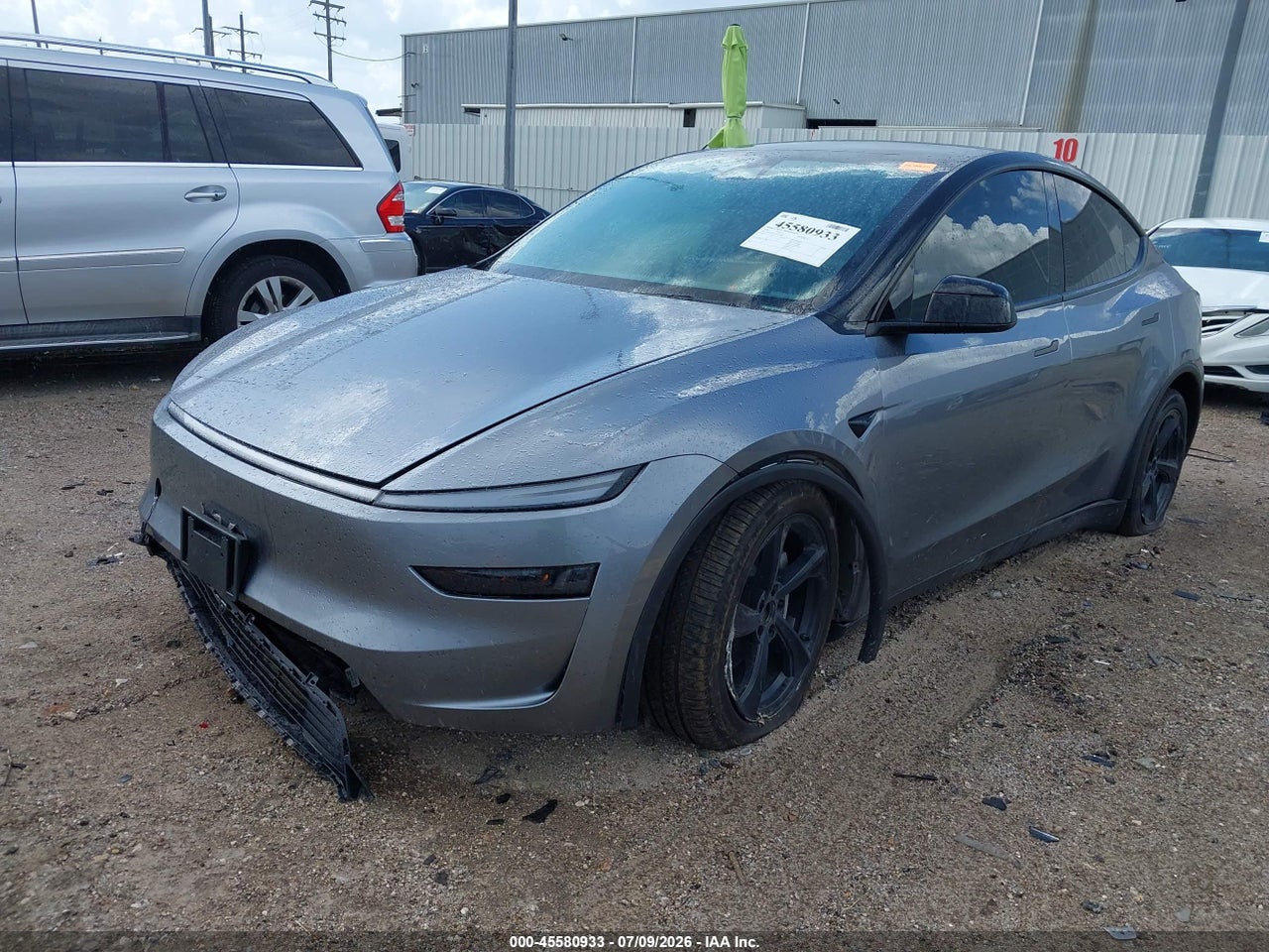 2026 TESLA MODEL Y ALL-WHEEL DRIVE/LONG RANGE LAUNCH SERIES/PREMIUM ALL-WHEEL DRIVE · 2/11