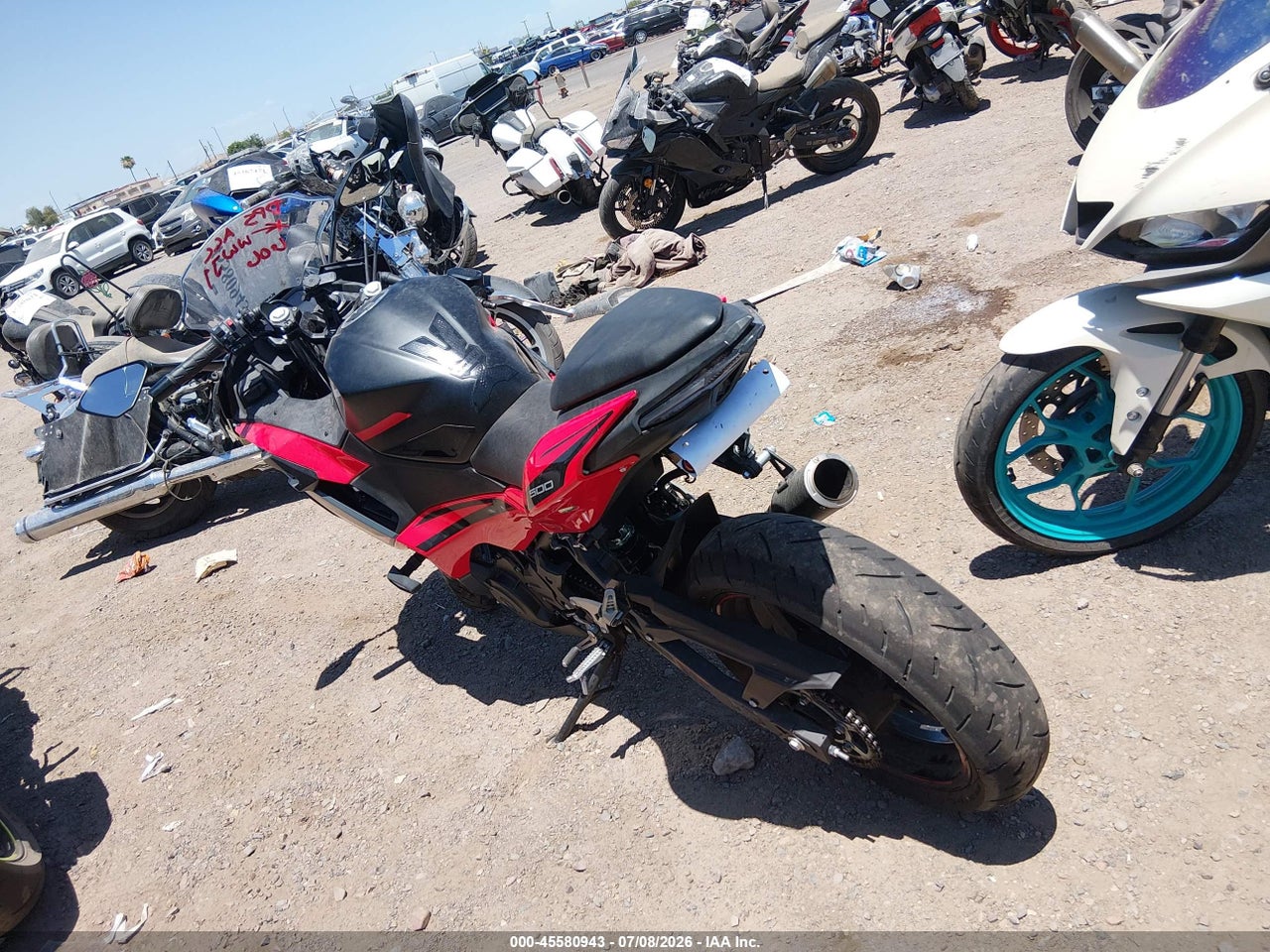2025 KAWASAKI EX500 A/B · 3/10