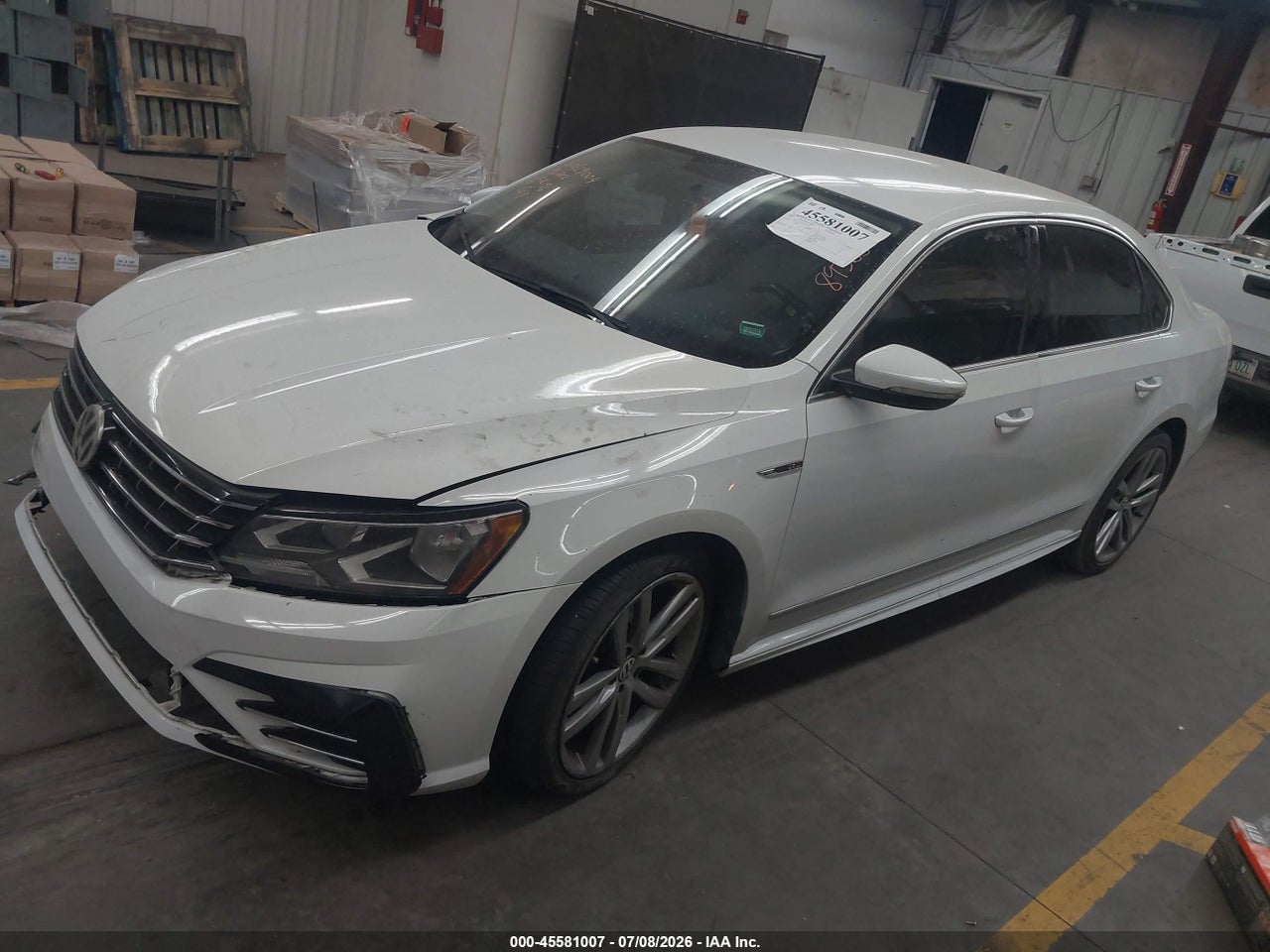 2017 VOLKSWAGEN PASSAT 1.8T R-LINE · 2/11