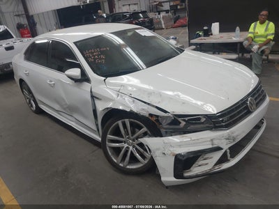 1VWDT7A31HC****** · 2017 VOLKSWAGEN PASSAT 1.8T R-LINE