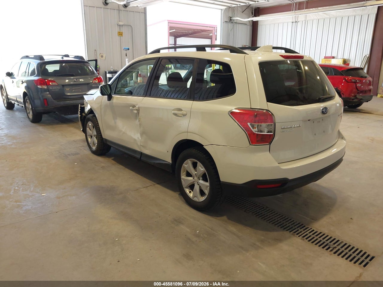 2016 SUBARU FORESTER 2.5I PREMIUM · 3/11