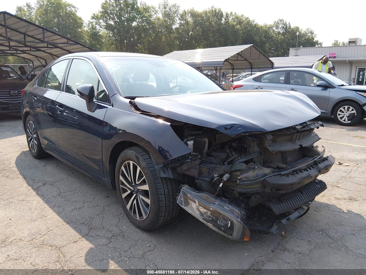 4S3BNAF64J3****** · 2018 SUBARU LEGACY 2.5I PREMIUM