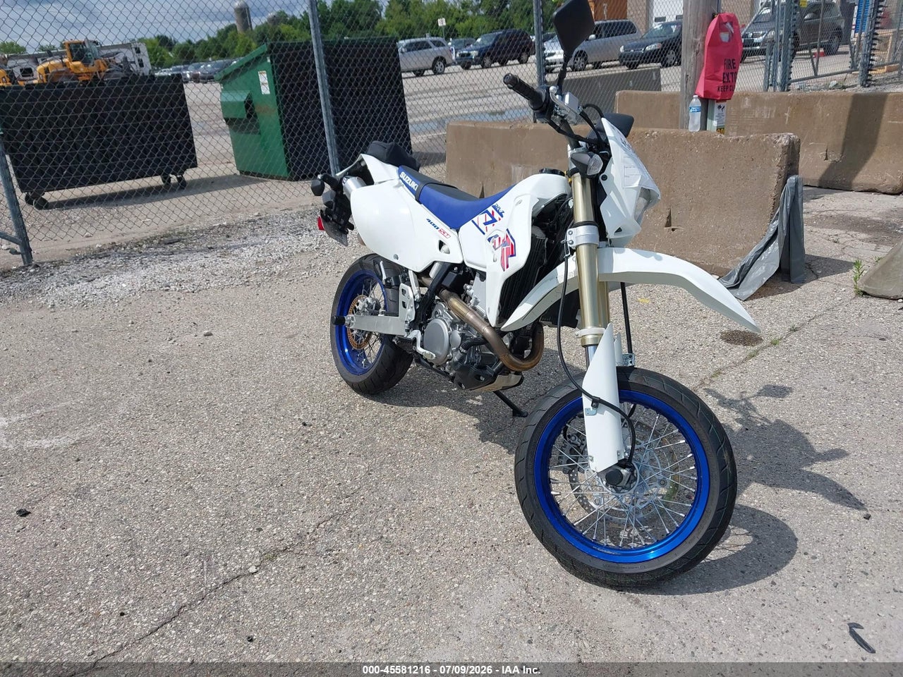 JS1SK44A4P7****** · 2023 SUZUKI DR-Z400 SM