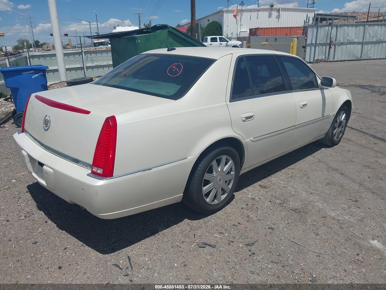 2007 CADILLAC DTS LUXURY II · 4/11