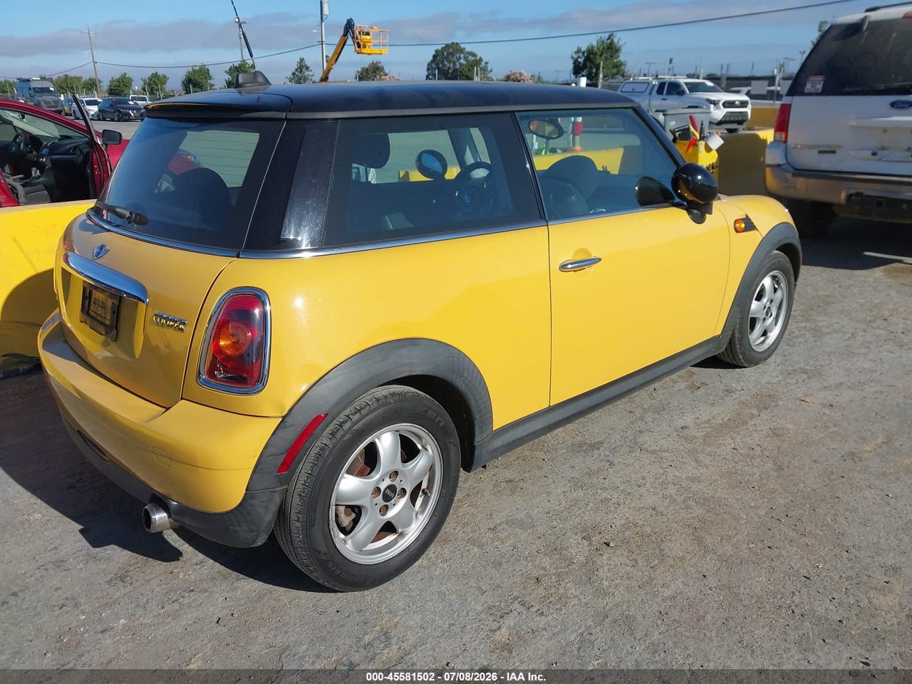 2009 MINI COOPER   · 4/11