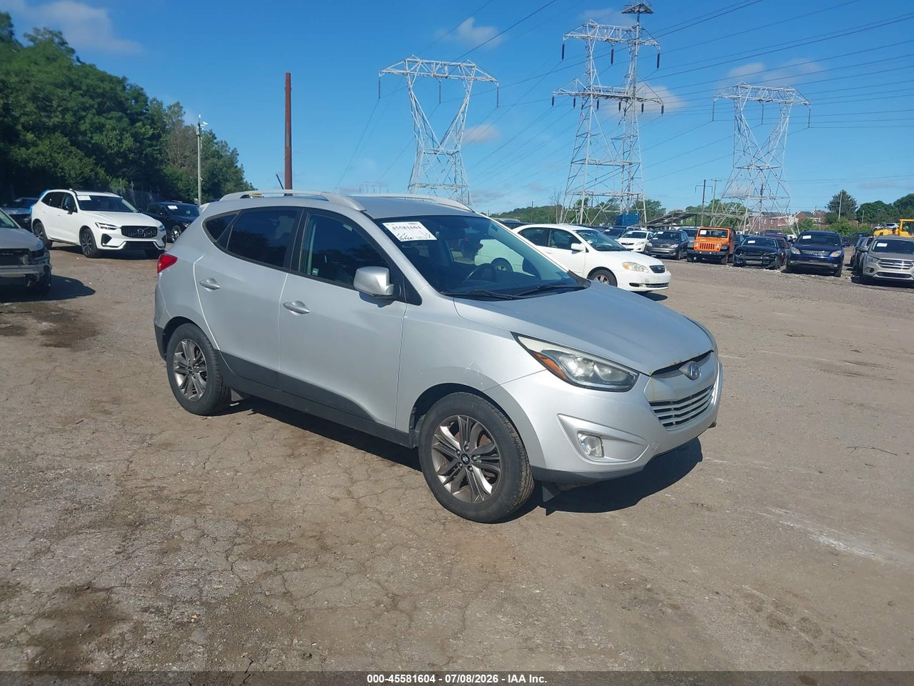 KM8JUCAGXFU****** · 2015 HYUNDAI TUCSON SE
