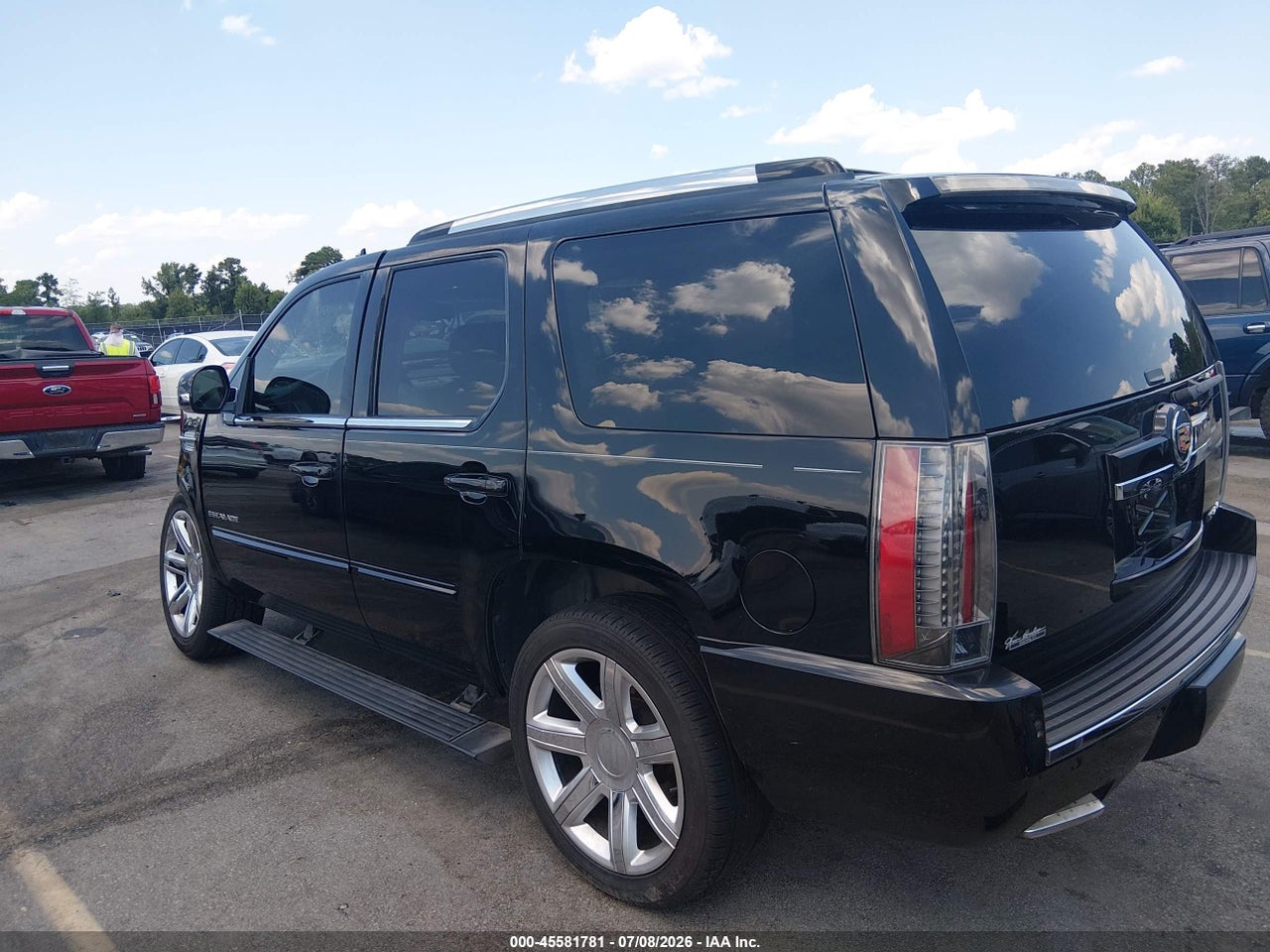 2013 CADILLAC ESCALADE PREMIUM · 3/11