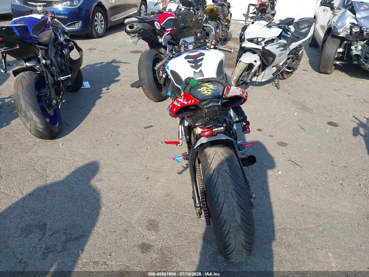 2016 YAMAHA YZFR1S · 6/11
