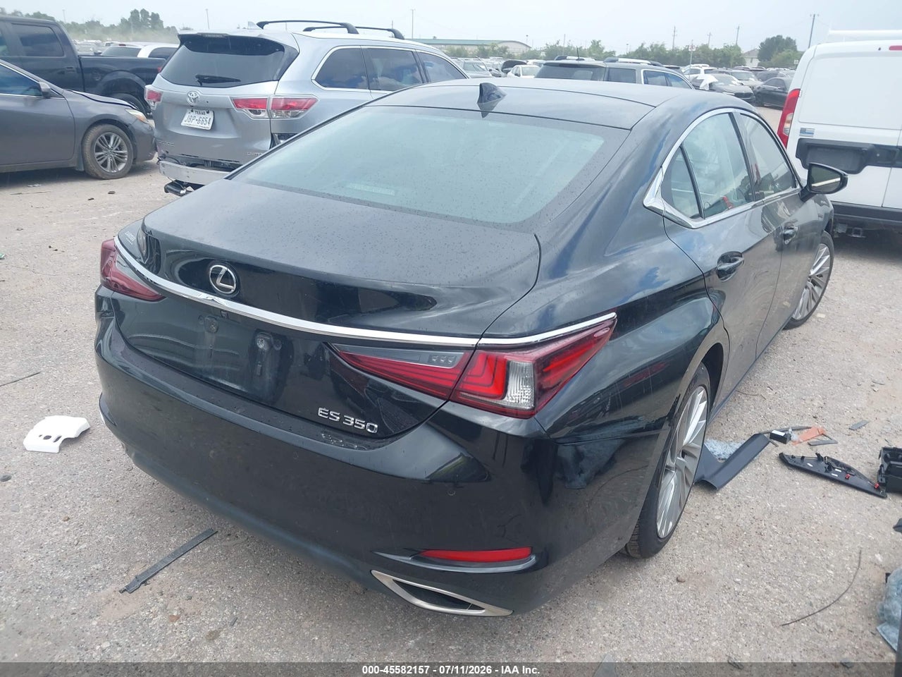 2019 LEXUS ES 350 LUXURY · 4/11