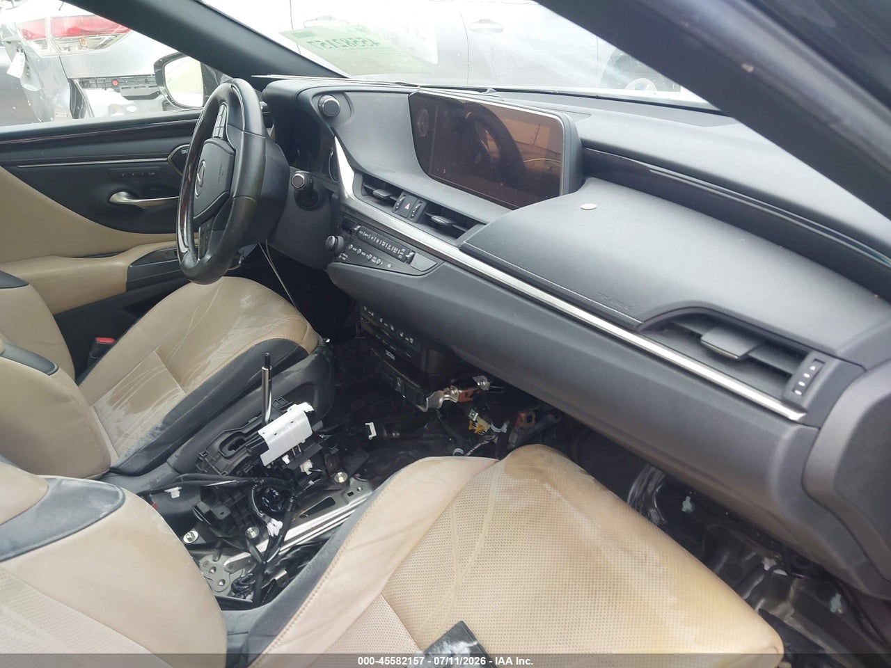 2019 LEXUS ES 350 LUXURY · 5/11