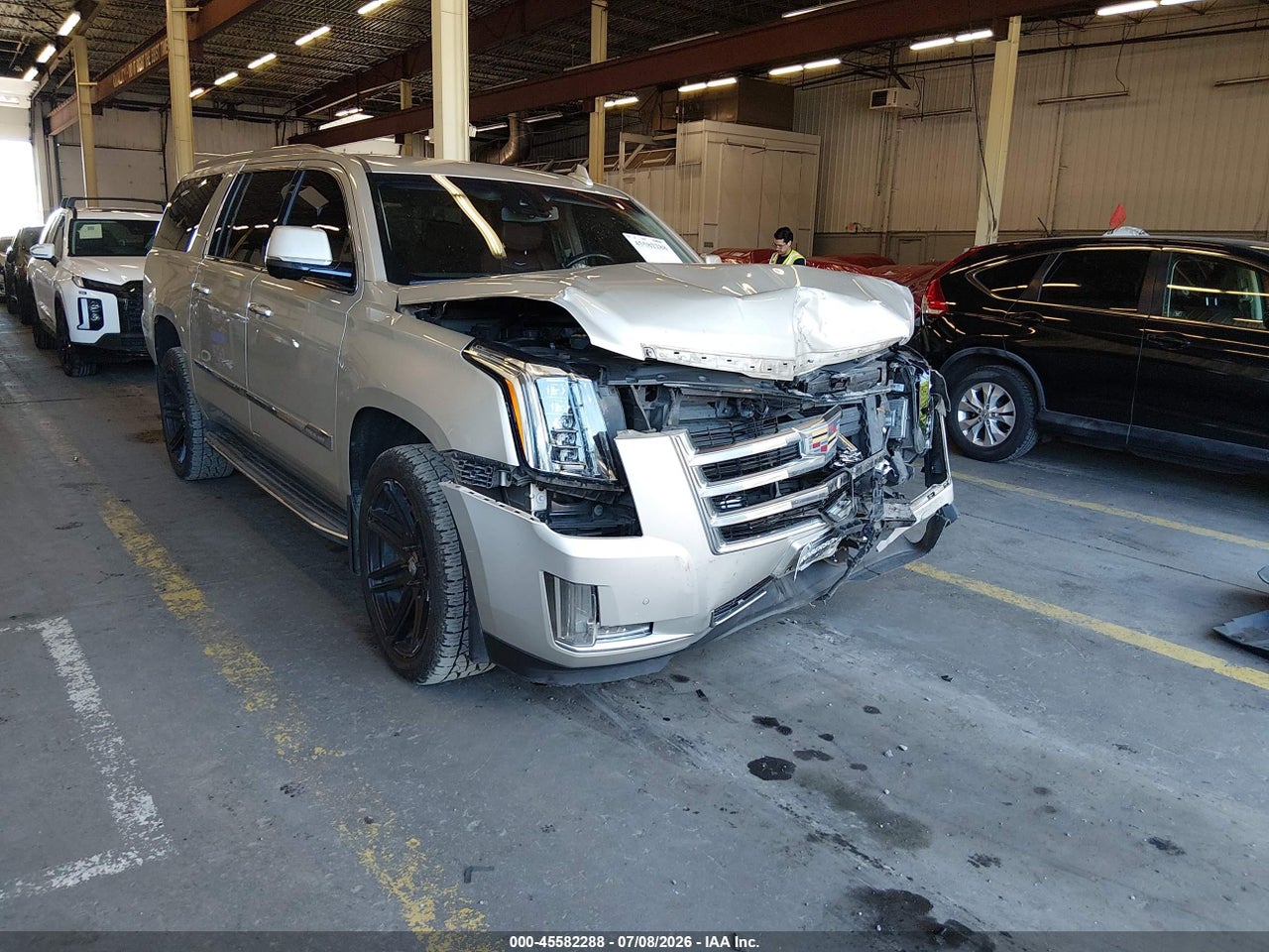 2016 CADILLAC ESCALADE ESV LUXURY COLLECTION
