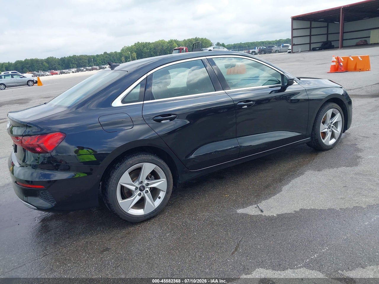 2023 AUDI A3 PREMIUM 40 TFSI FRONT-WHEEL DRIVE S TRONIC · 4/10
