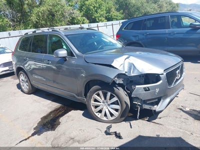 YV4A22PK7J1****** · 2018 VOLVO XC90 T6 MOMENTUM