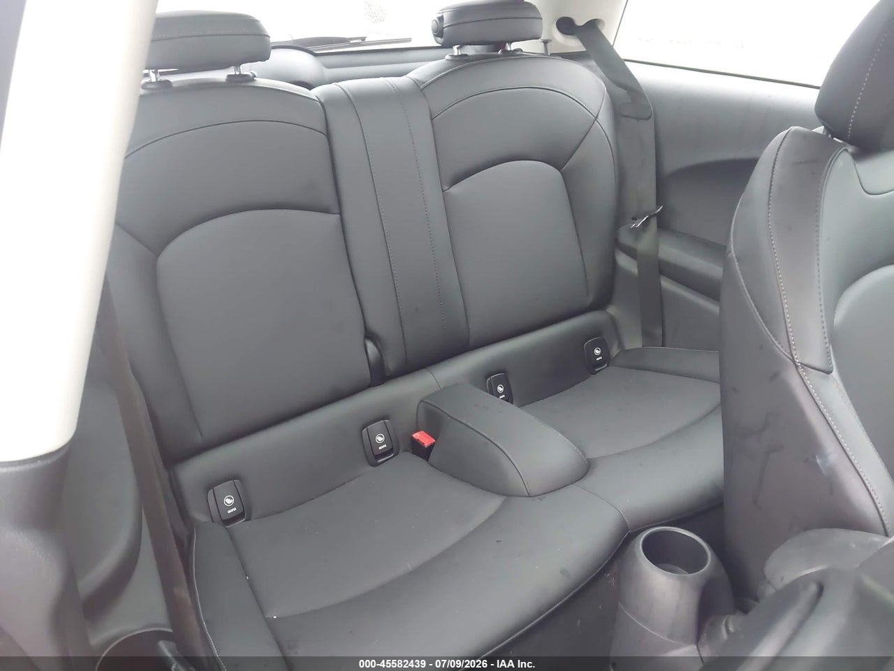 WMW53DH09N2****** · 2022 MINI HARDTOP COOPER S · 8/11