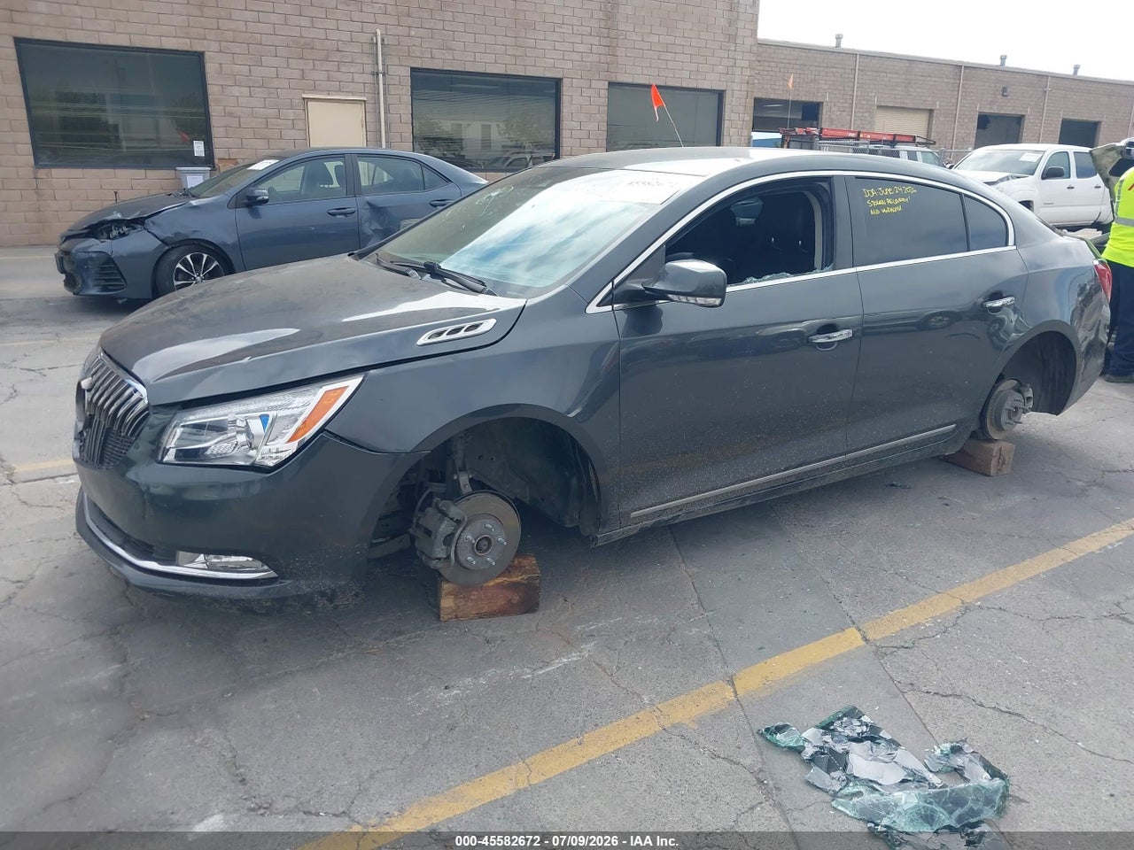 2016 BUICK LACROSSE LEATHER · 2/10