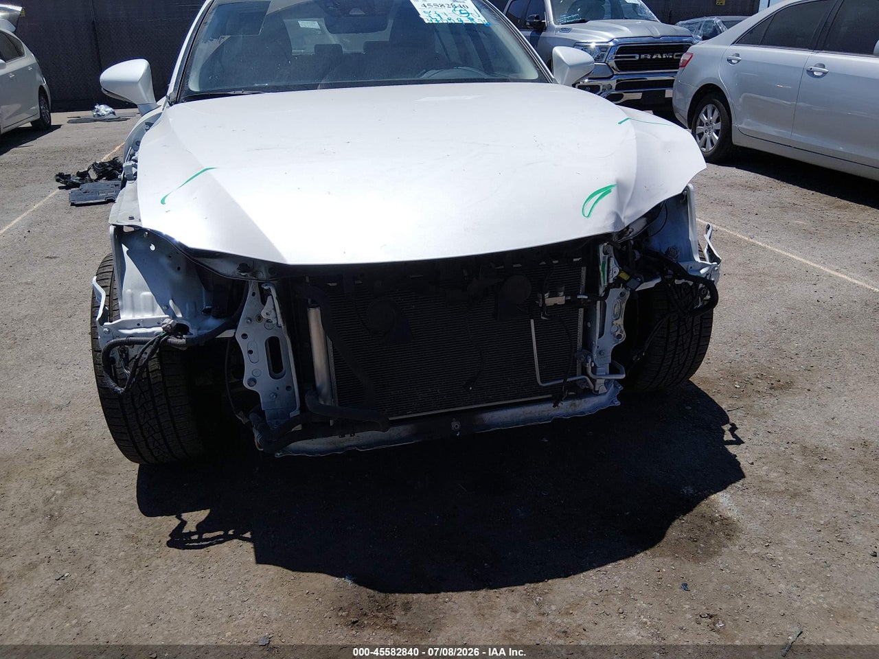 2019 LEXUS IS 300 · 6/11