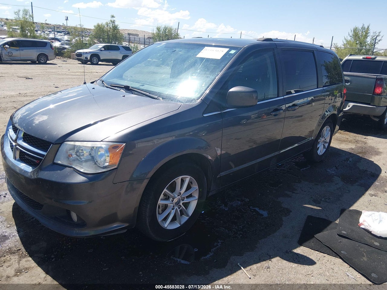 2018 DODGE GRAND CARAVAN SXT · 2/11