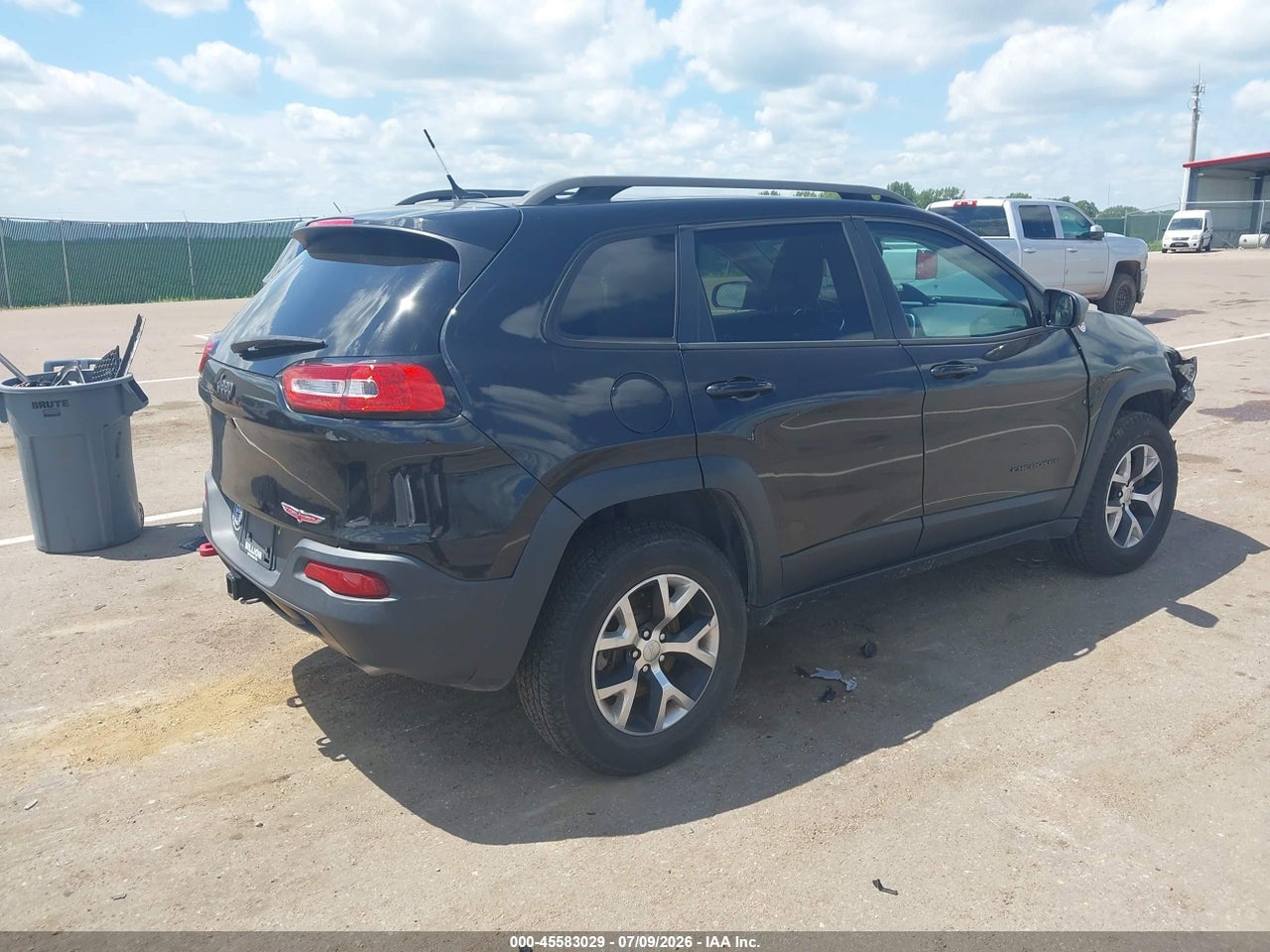 2014 JEEP CHEROKEE TRAILHAWK · 4/11