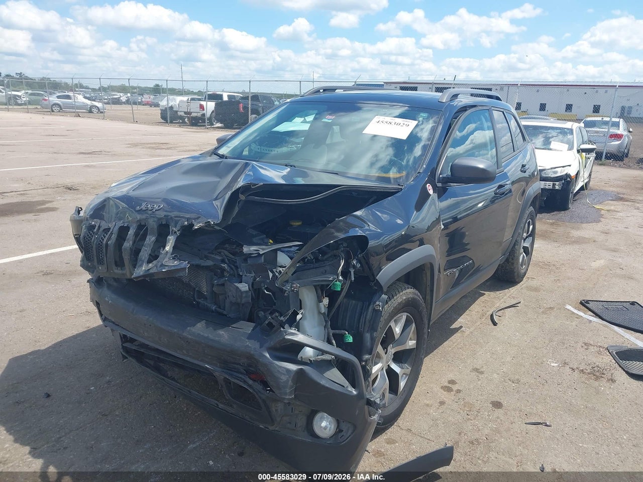 2014 JEEP CHEROKEE TRAILHAWK · 2/11