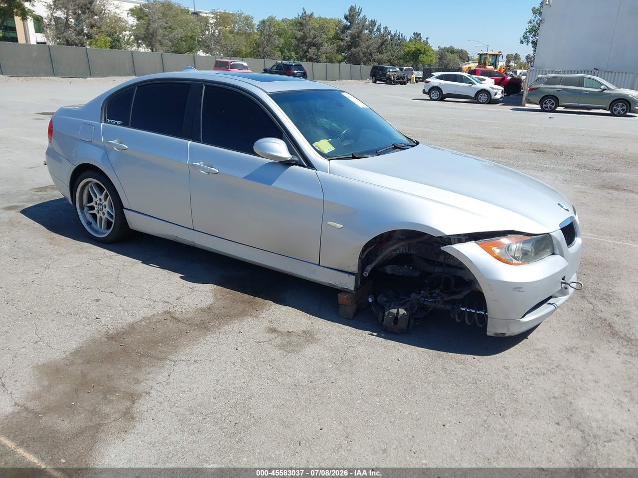 WBAVC53567F****** · 2007 BMW 328I