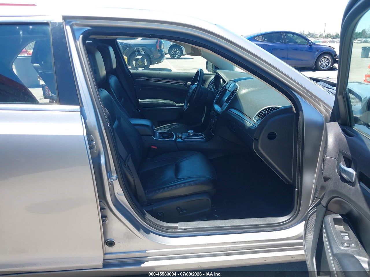 2015 CHRYSLER 300 LIMITED · 5/11