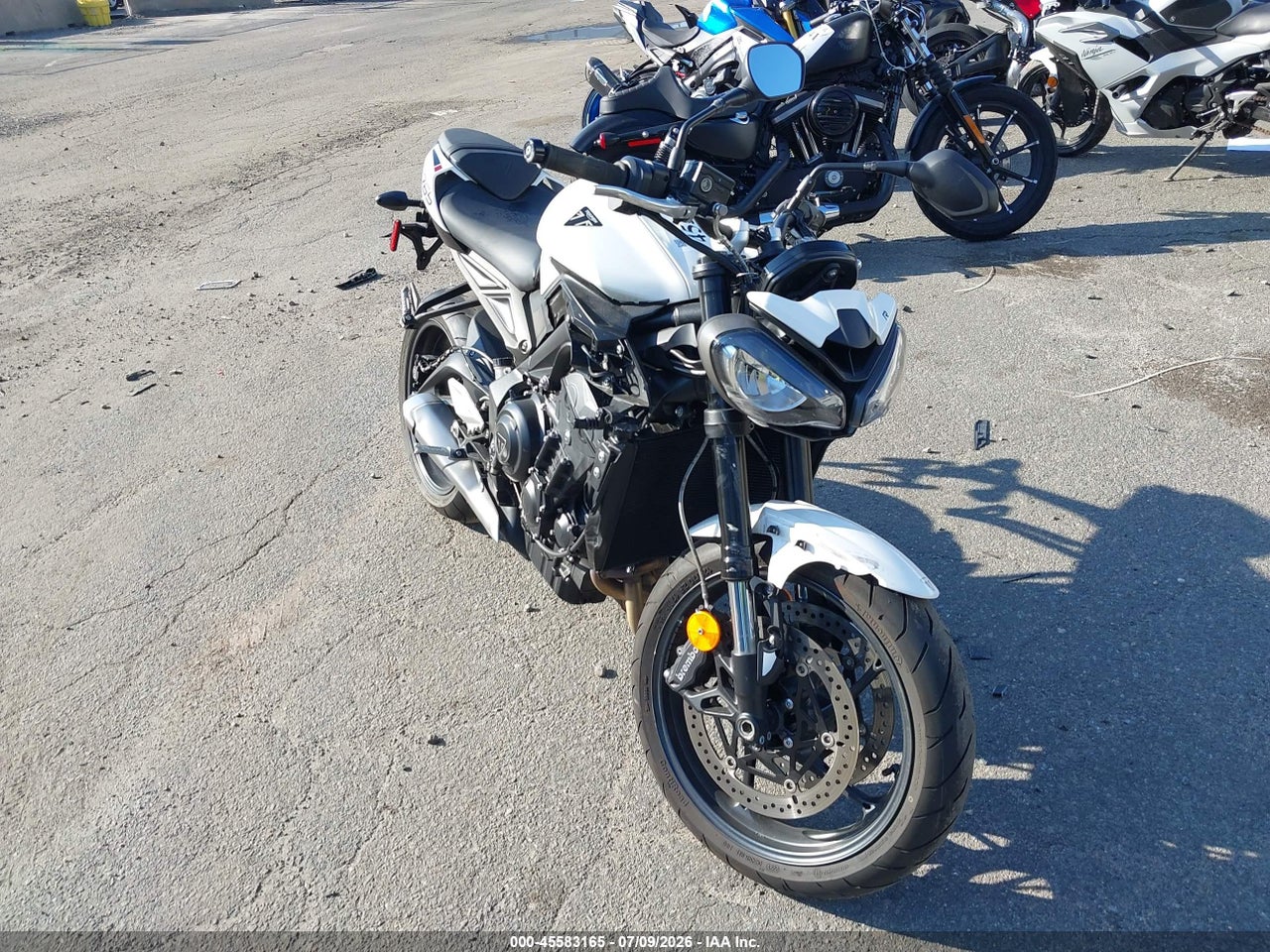 SMTA604S5RT****** · 2024 TRIUMPH MOTORCYCLE STREET TRIPLE 765 R