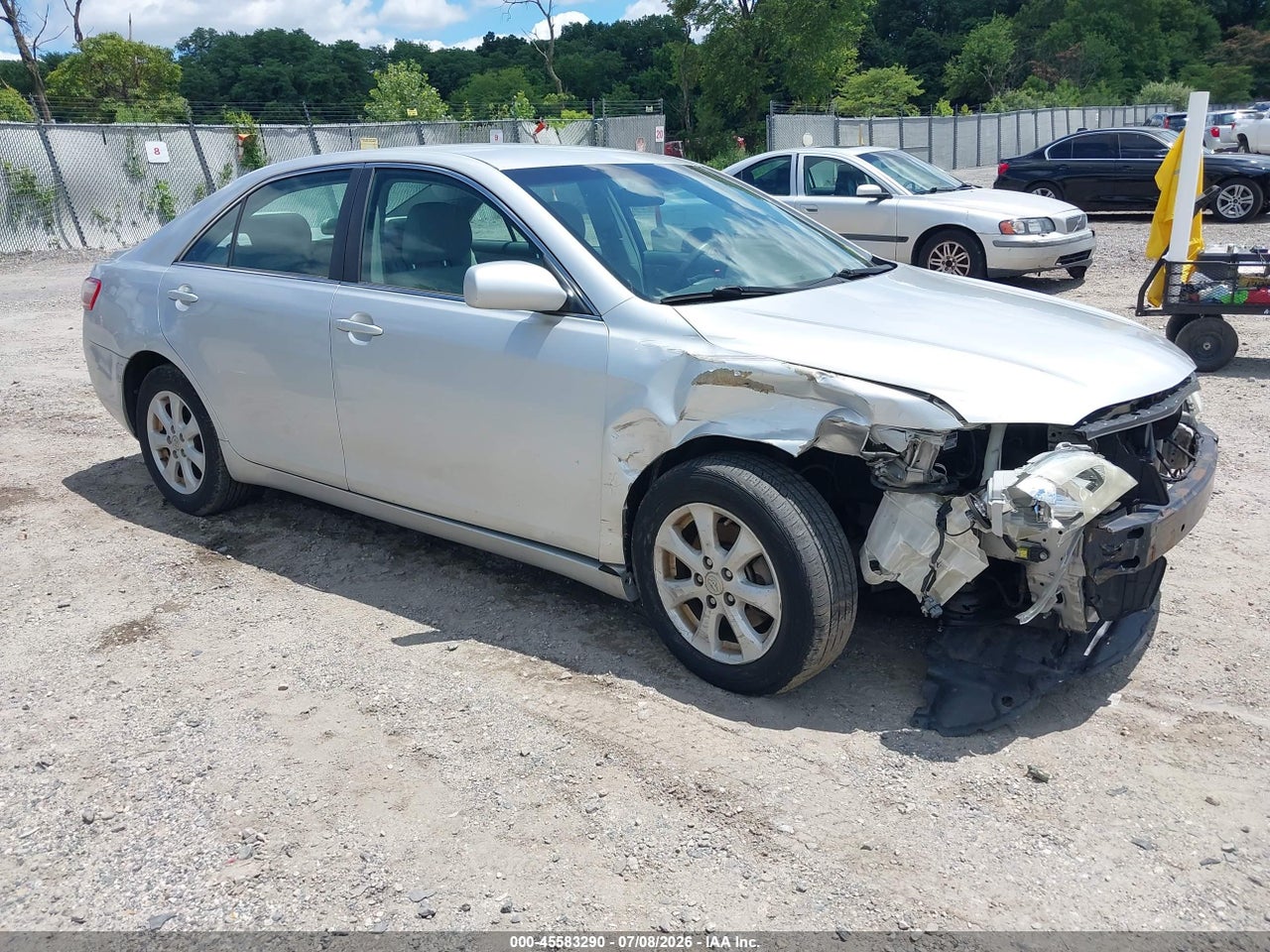 4T1BK46KX8U****** · 2008 TOYOTA CAMRY LE