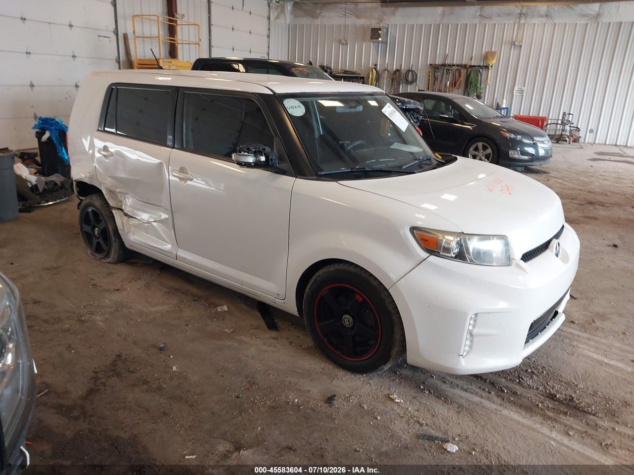 JTLZE4FE7FJ****** · 2015 SCION XB