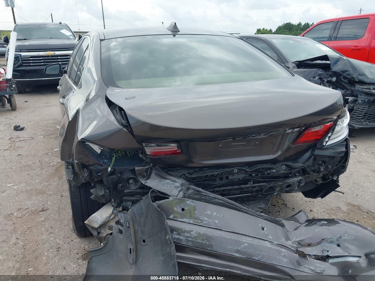 2011 BMW 528I · 6/11