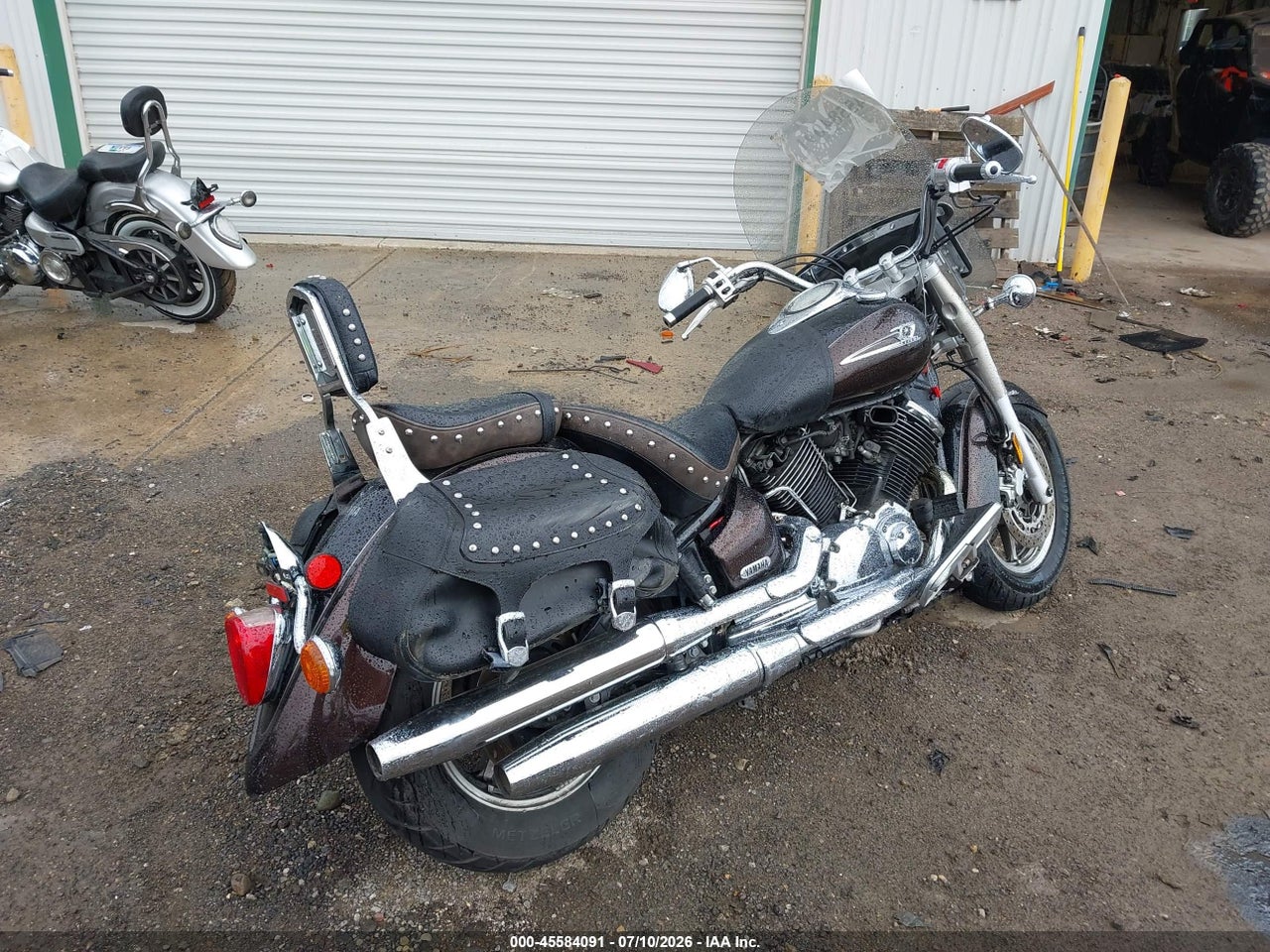 2004 YAMAHA XVS1100 A · 4/11