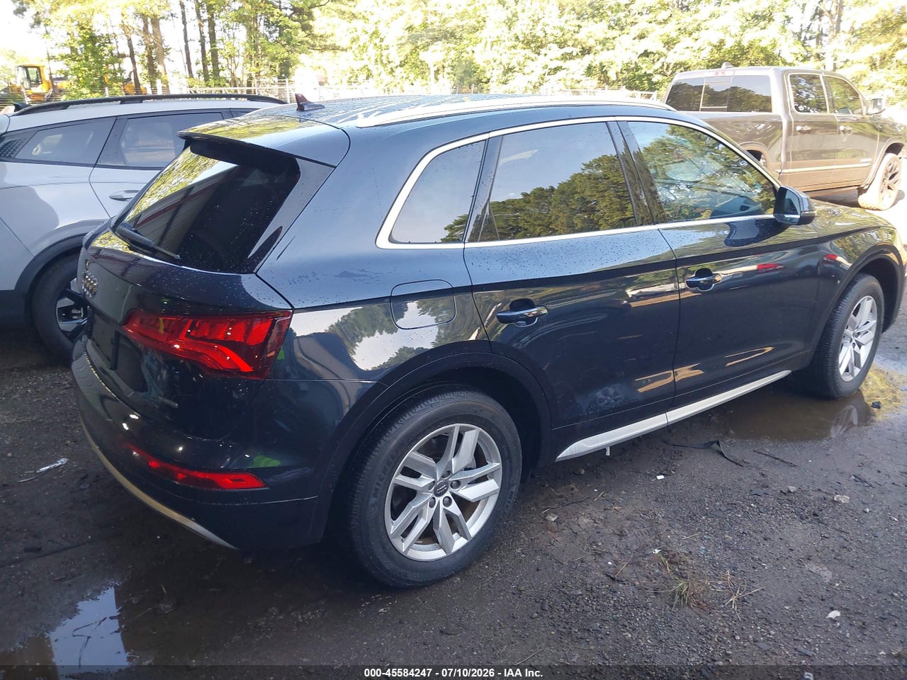 2020 AUDI Q5 PREMIUM 45 TFSI QUATTRO S TRONIC · 4/11