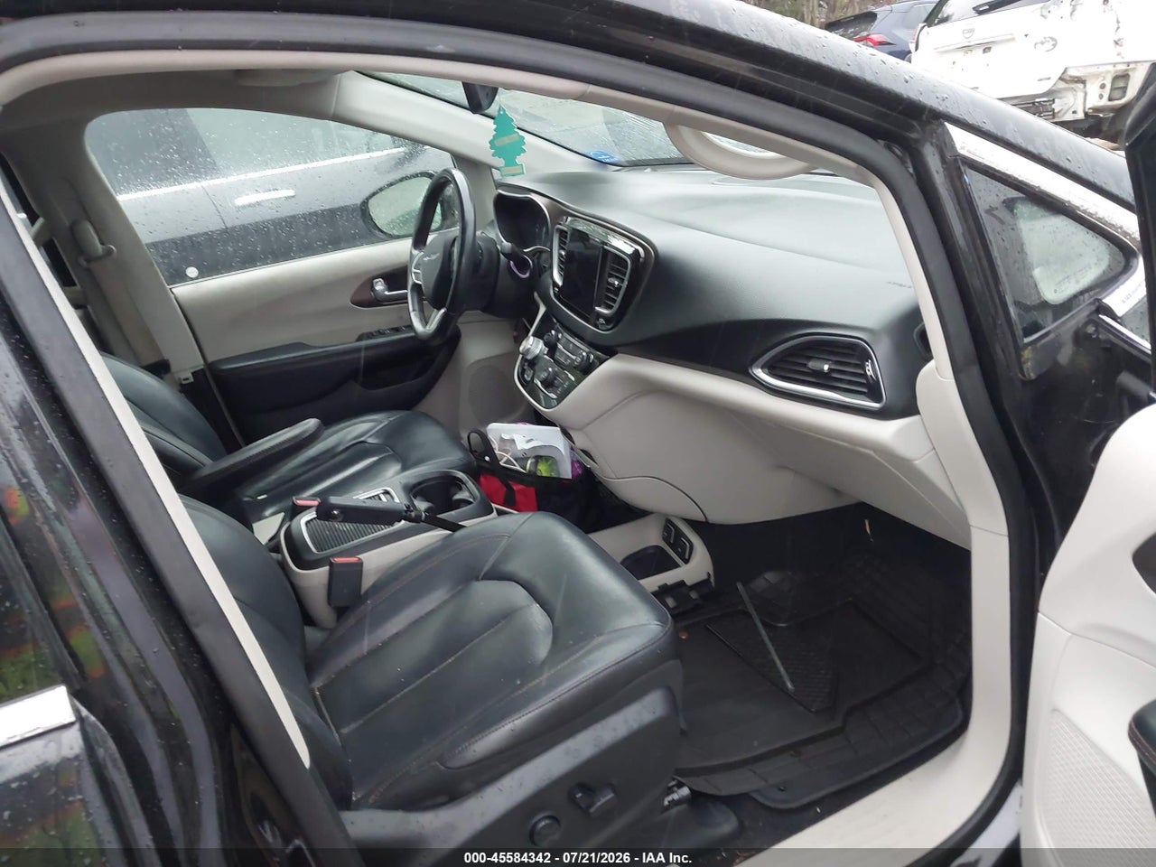 2018 CHRYSLER PACIFICA TOURING L PLUS · 5/11