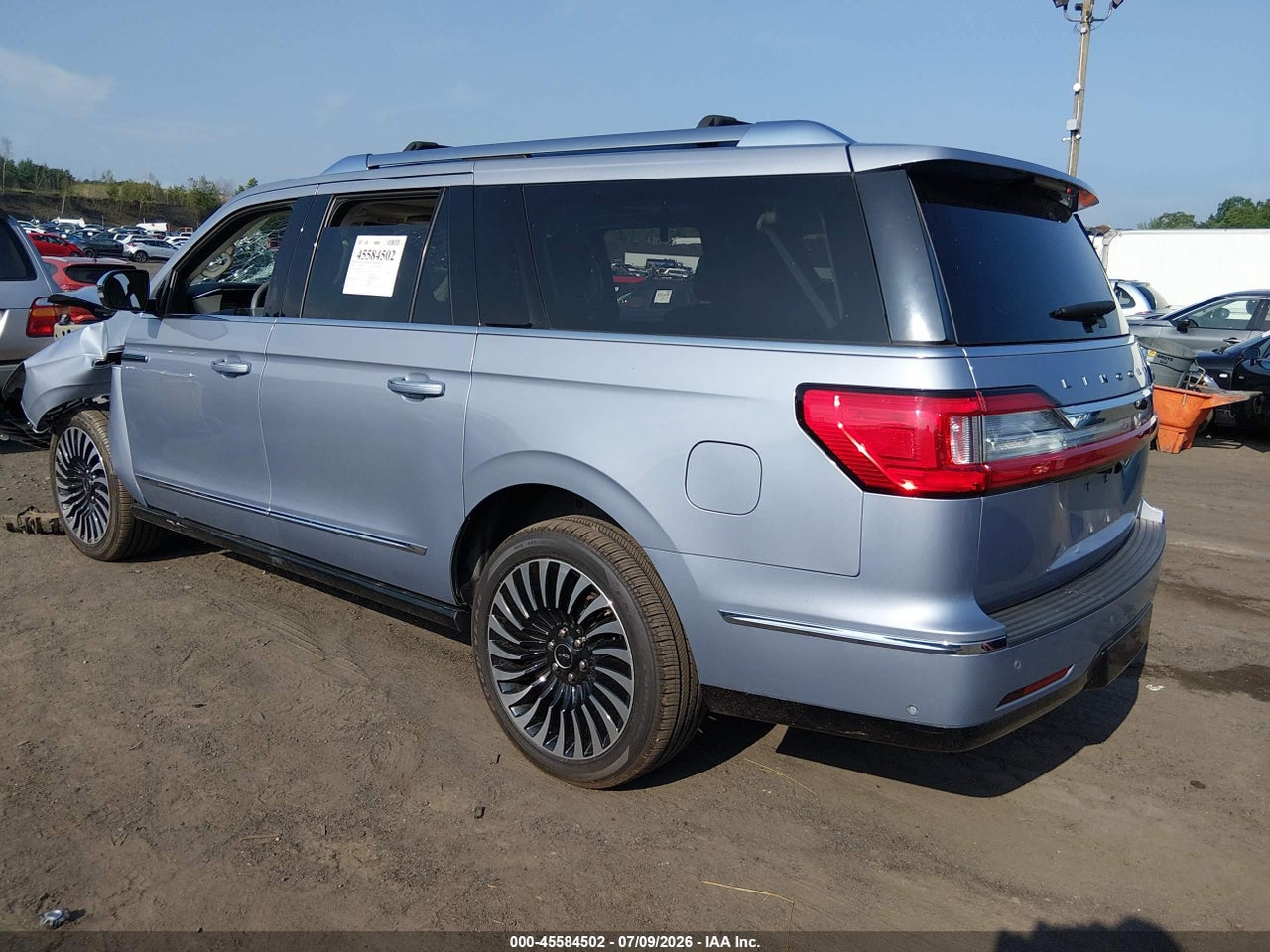 2021 LINCOLN NAVIGATOR BLACK LABEL L · 3/11