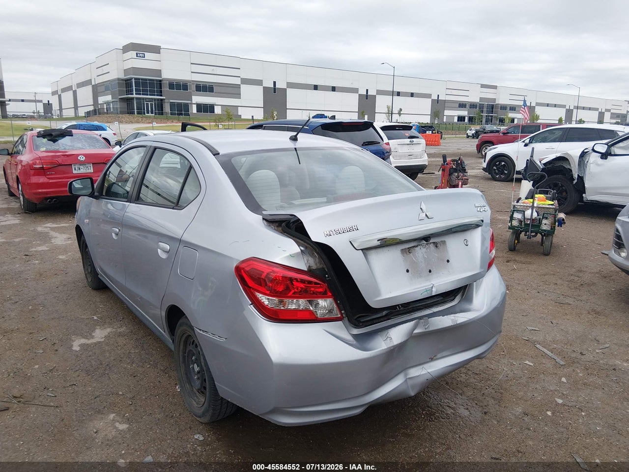 2019 MITSUBISHI MIRAGE G4 ES · 3/4