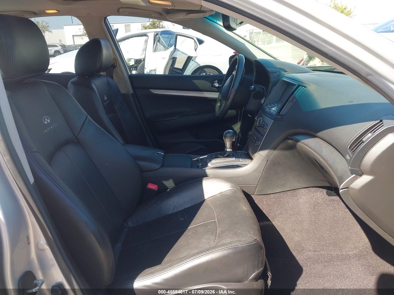 2013 INFINITI G37 JOURNEY · 5/11