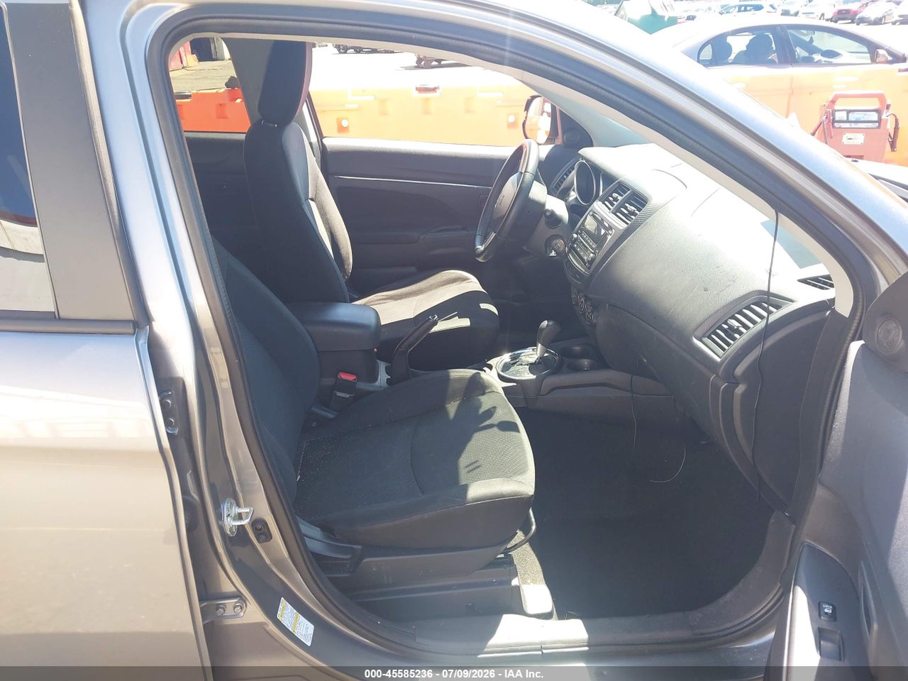 2015 MITSUBISHI OUTLANDER SPORT ES · 5/11