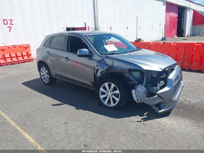 4A4AP3AW8FE****** · 2015 MITSUBISHI OUTLANDER SPORT ES