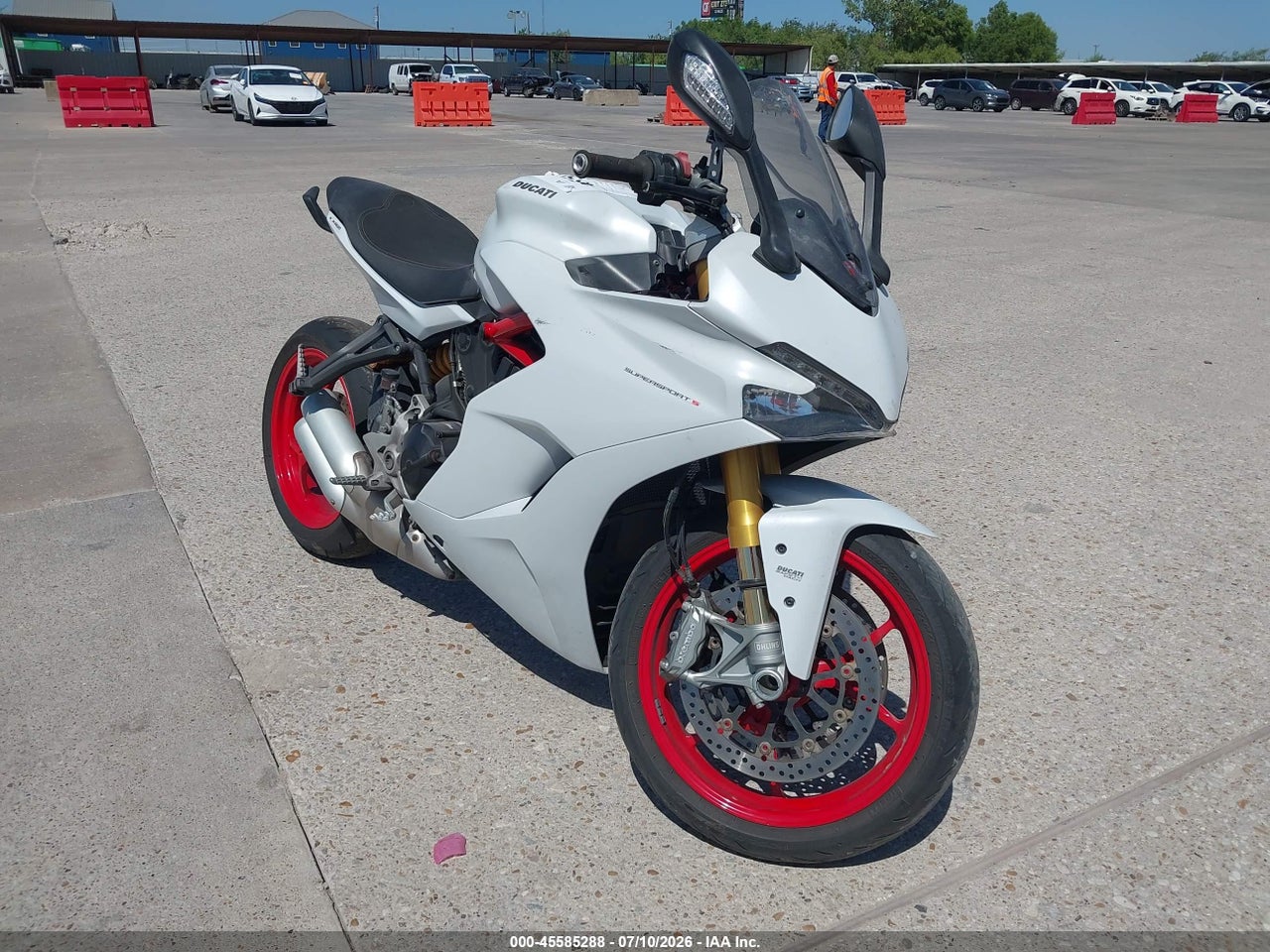ZDMVABDS5HB****** · 2017 DUCATI SUPERSPORT