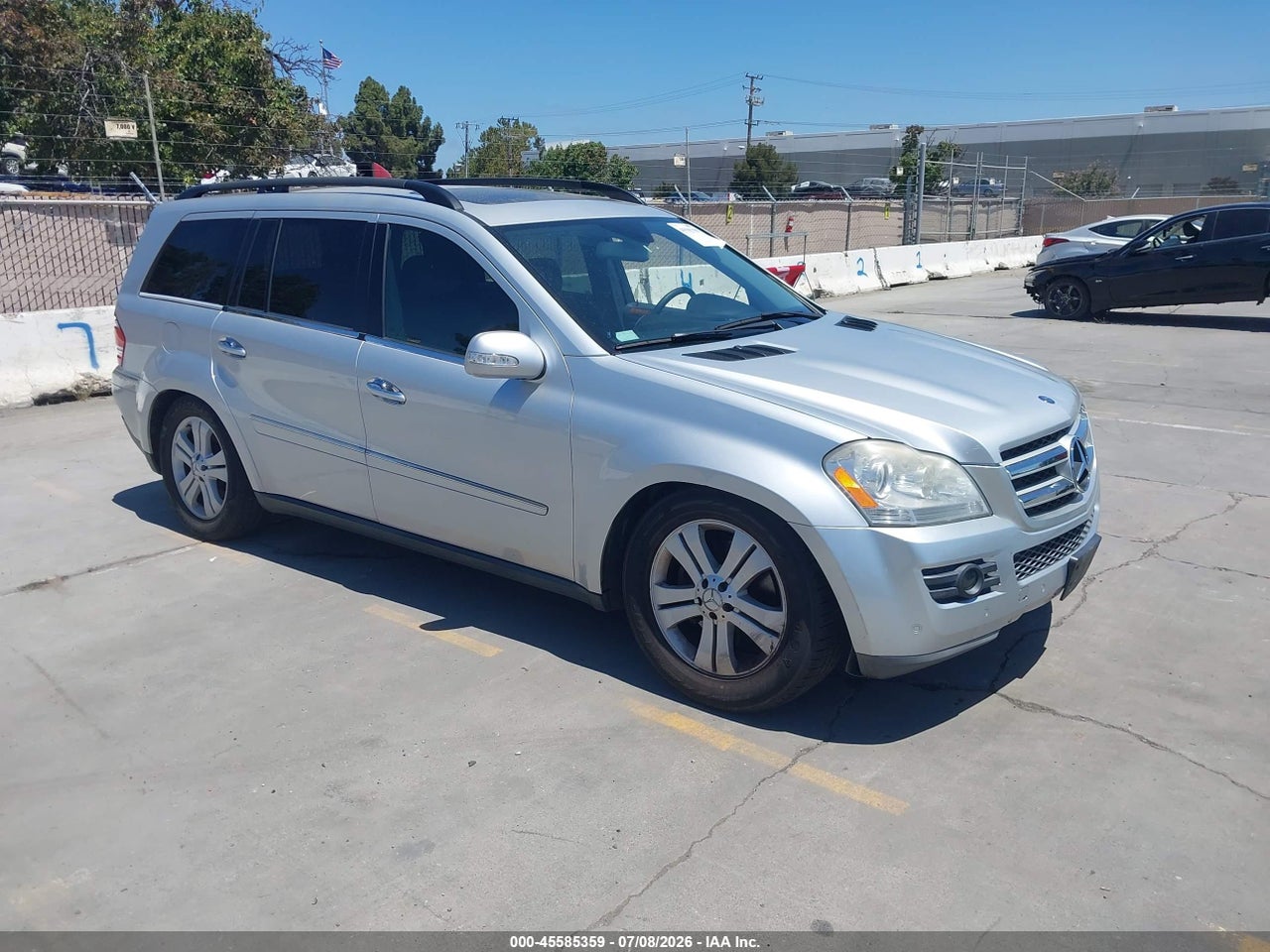 4JGBF71EX7A****** · 2007 MERCEDES-BENZ GL 450 4MATIC