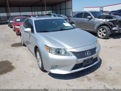 2014 LEXUS ES 300H