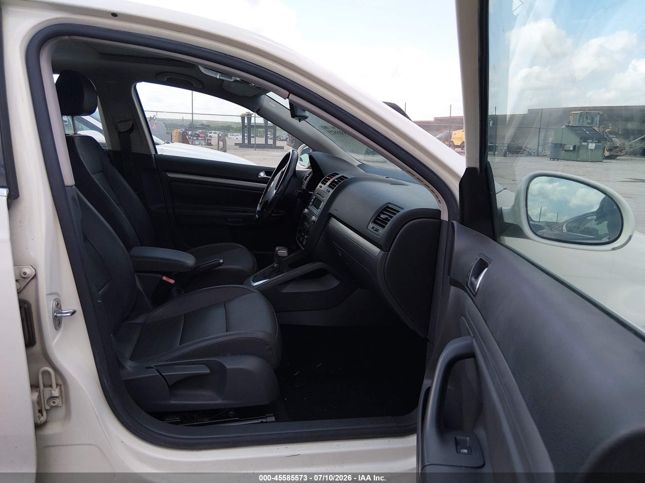 2008 VOLKSWAGEN JETTA SE/SEL · 5/11